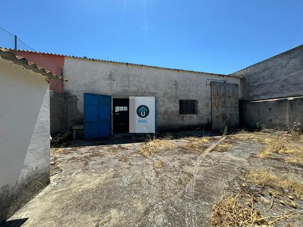 Vista exterior de Nave industrial en venta en Belvís de la Jara
