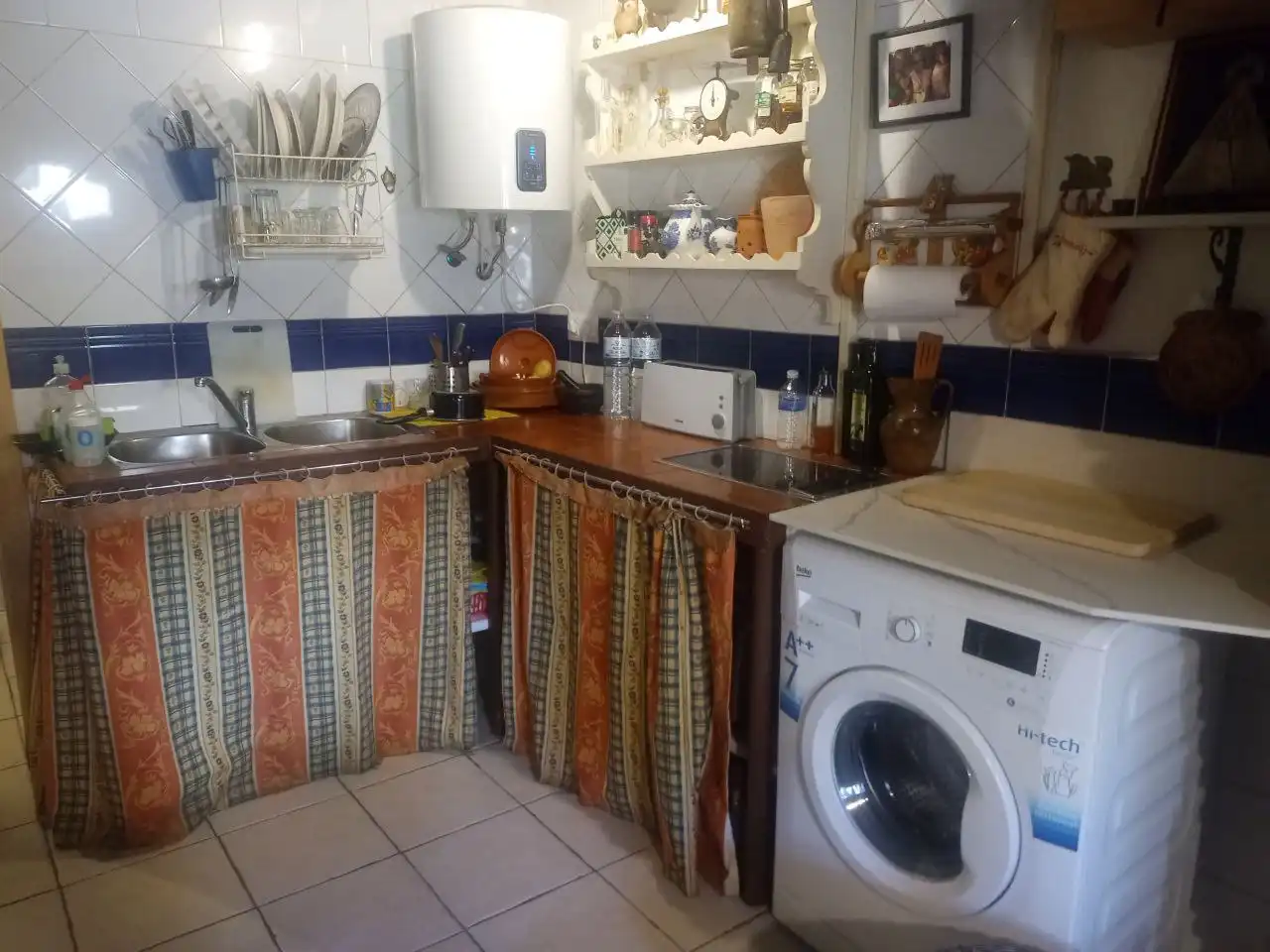 Kitchen of Detached homes for sale in Umbrías  with Furnished