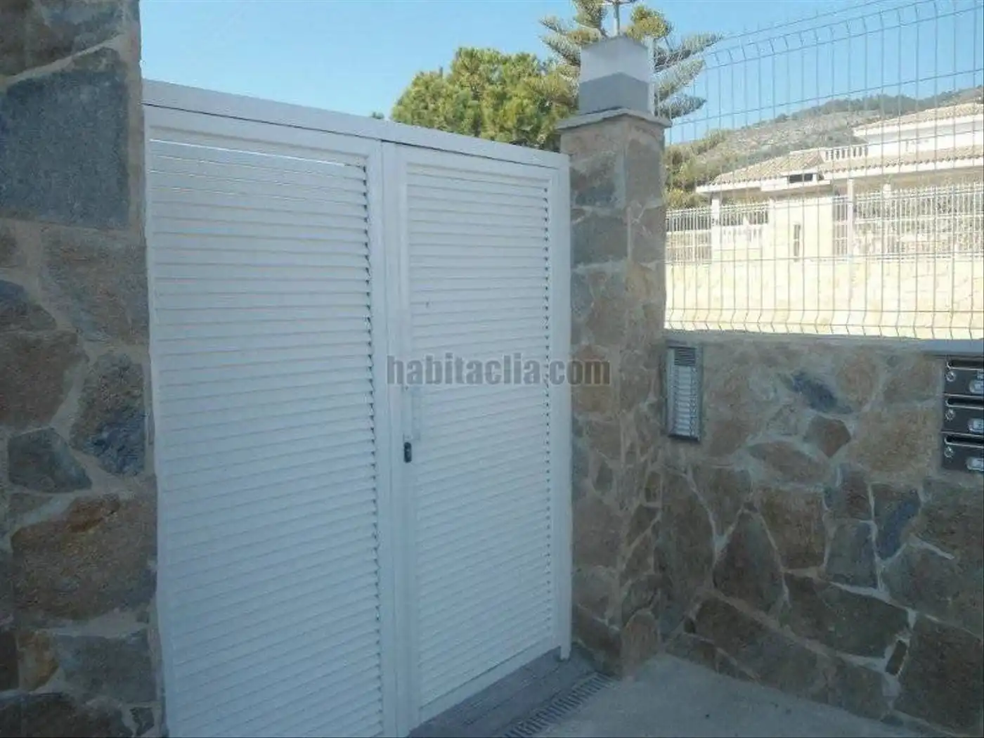 Vista exterior de Casa adosada en venda en Alcanar amb Terrassa, Traster i Moblat