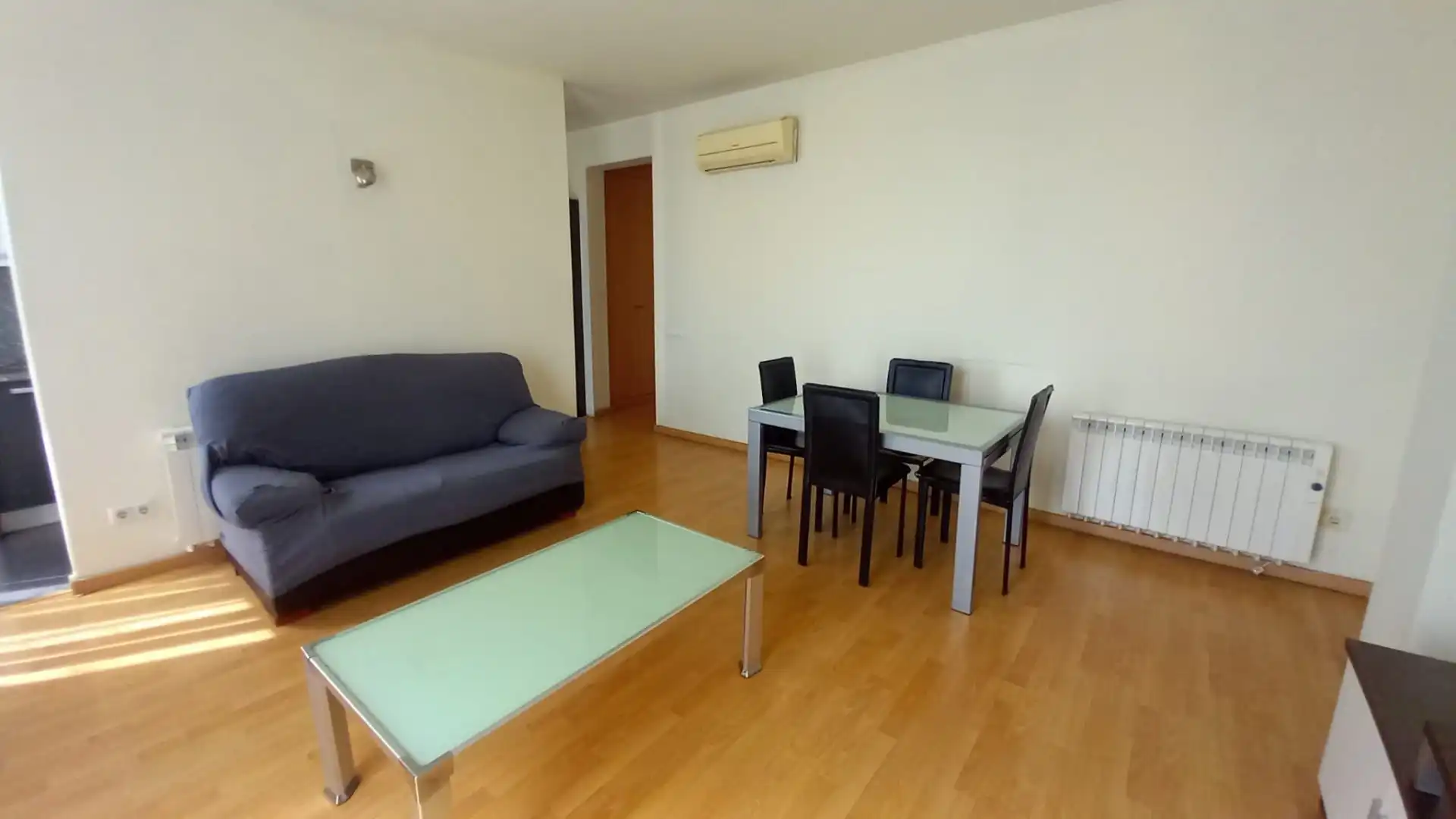 Flat for rent in ARAGO, Instituts - Universitat