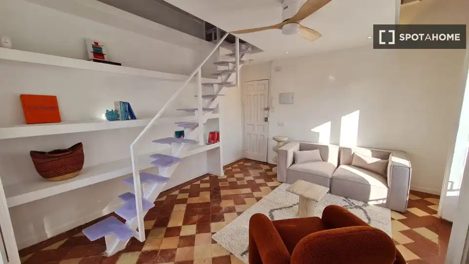 Room in Trafalgar