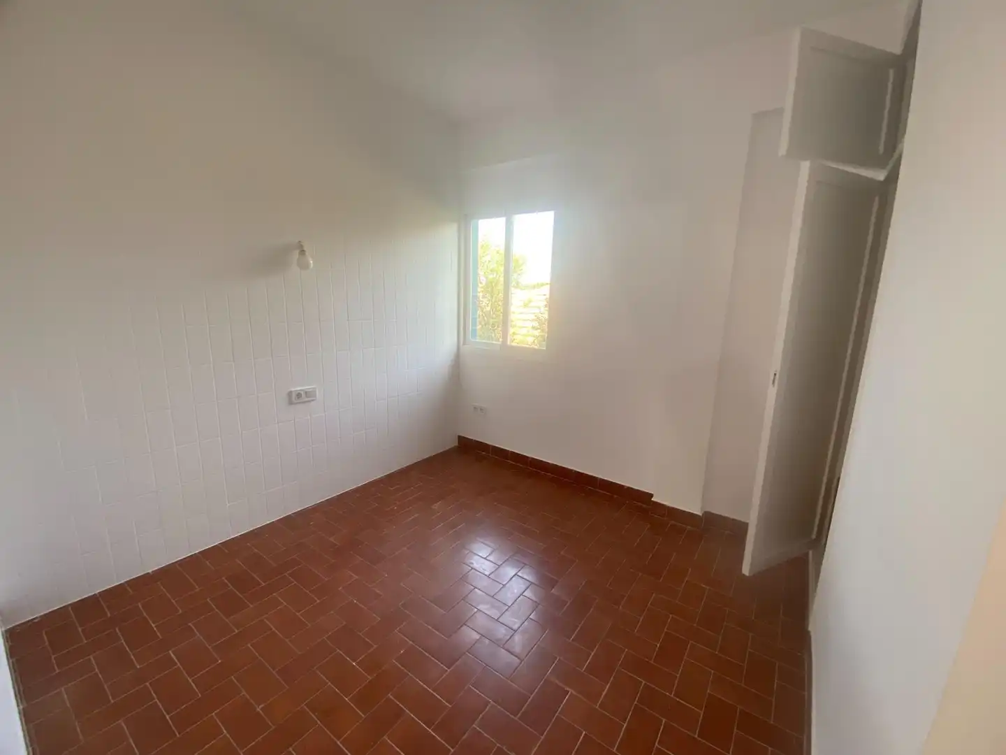 Habitación de Piso de alquiler en Paterna con Jardín privado, Terraza y Piscina comunitaria