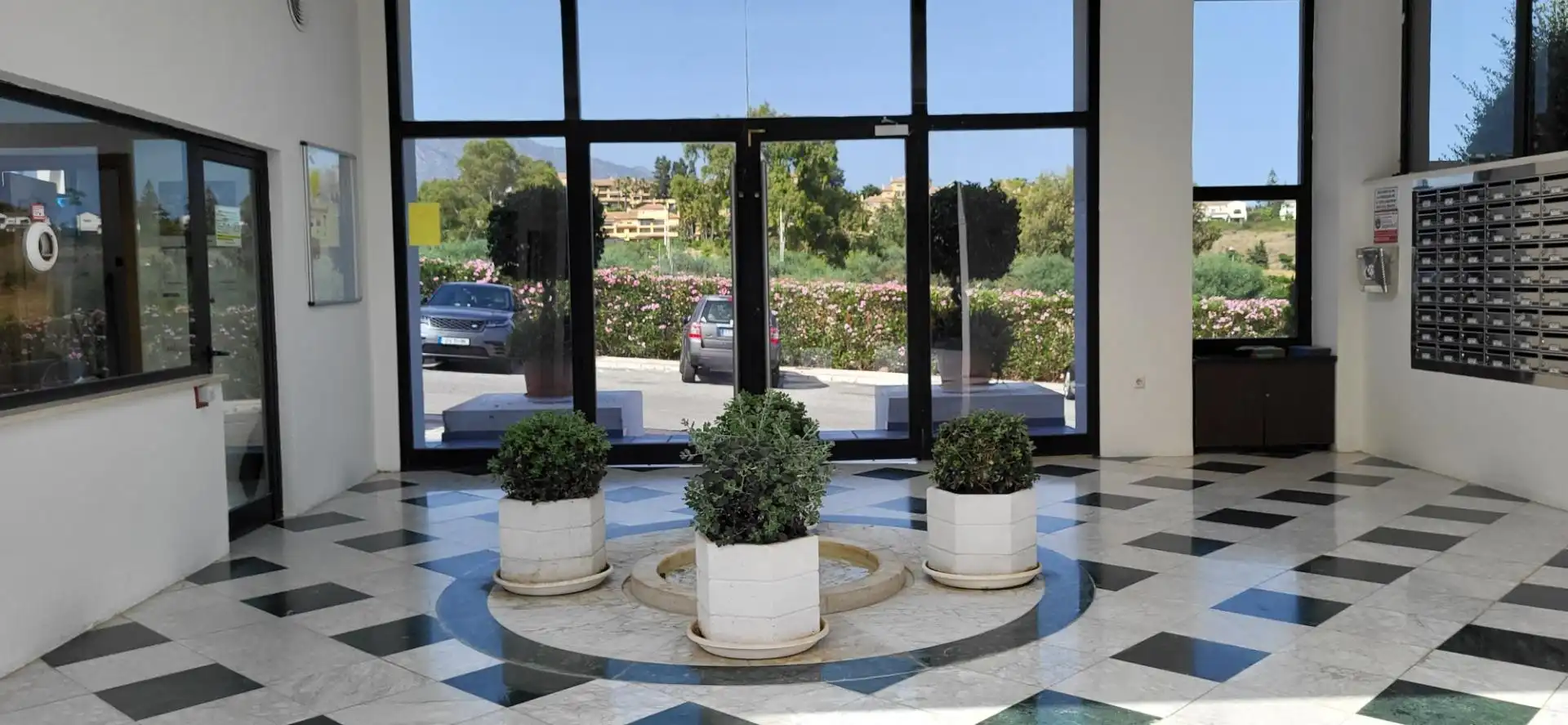 Apartament de lloguer en Marbella amb Jardí privat, Terrassa i Moblat