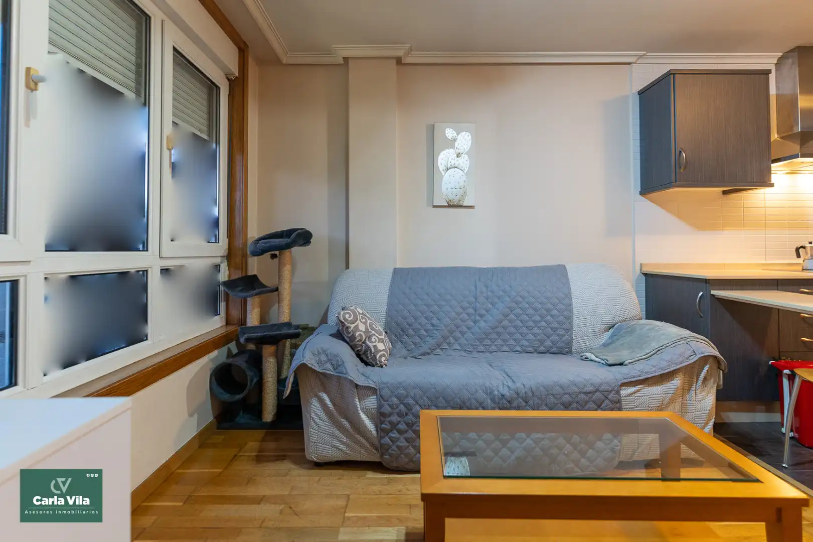 Dormitori de Apartament en venda en Lugo amb Calefacció, Parquet i Moblat