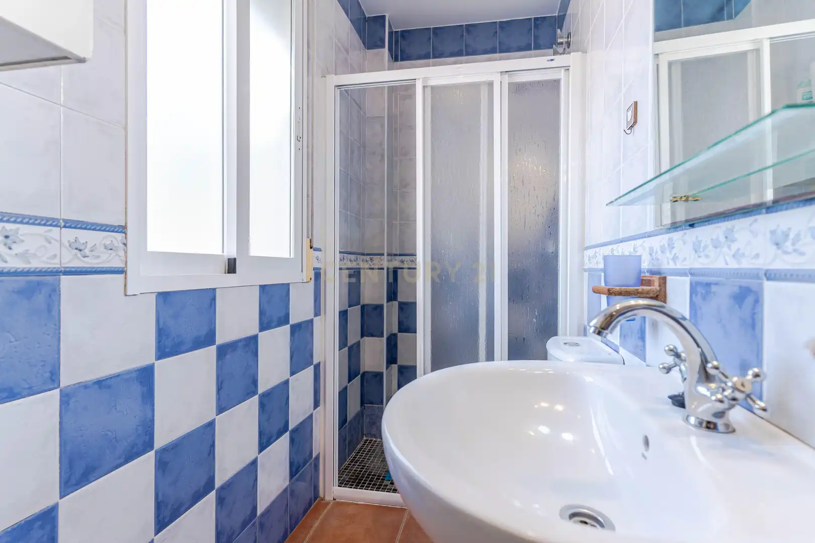 Bany de Apartament en venda en Sorvilán amb Balcó