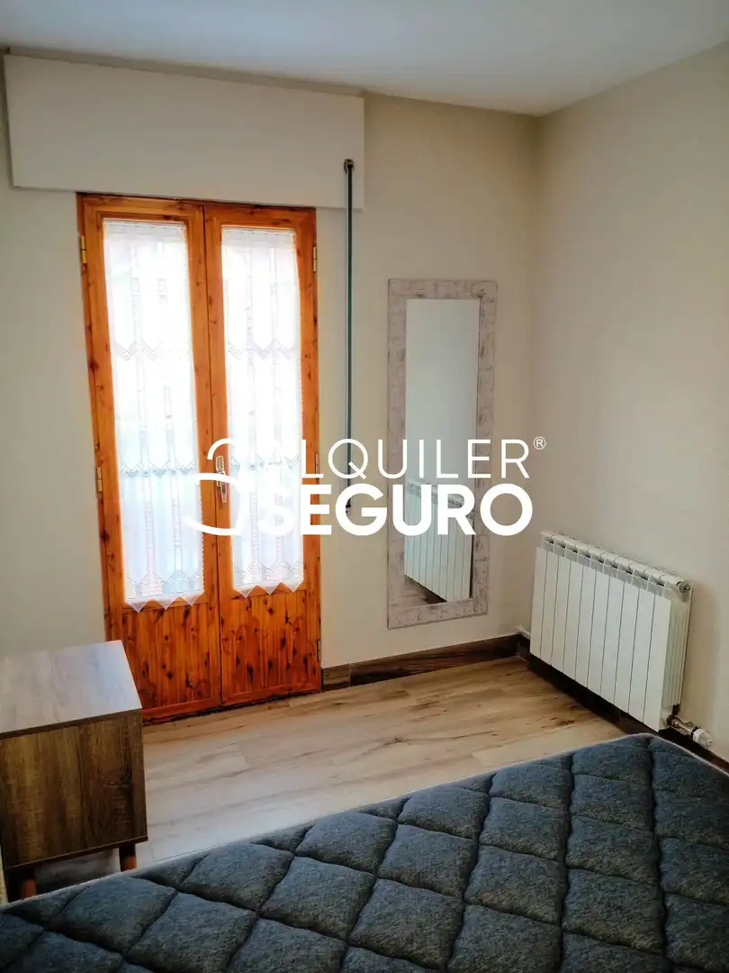 Wohnung zur Miete in Fuensaldaña mit Heizung und Möbliert
