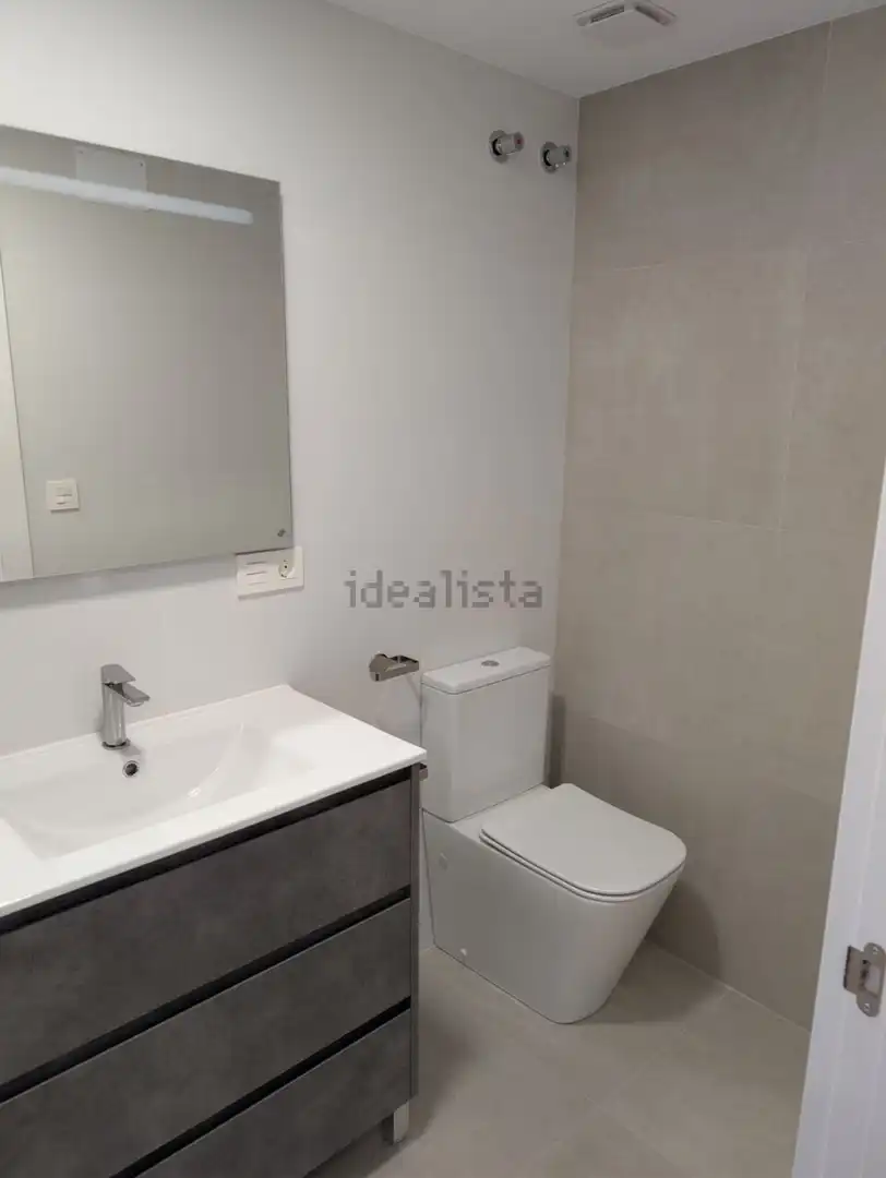 Appartamento con terrazza in vendita a Carrer Blas Selva Mendiola 32, imagen 3