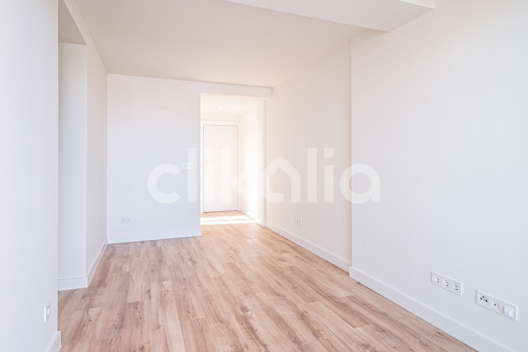 Dormitori de Pis en venda en  Sevilla Capital amb Aire condicionat, Jardí privat i Terrassa