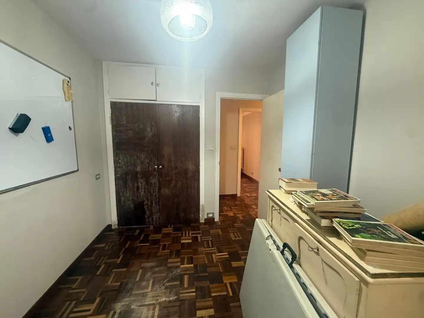Piso en venta en Avilés con Calefacción, Parquet y Terraza