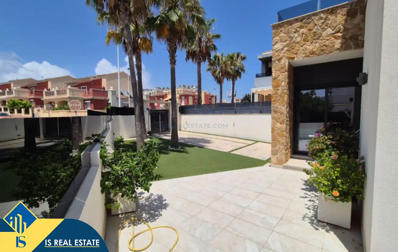 Villa avec piscine à vendre à Playa de los Locos, imagen 10