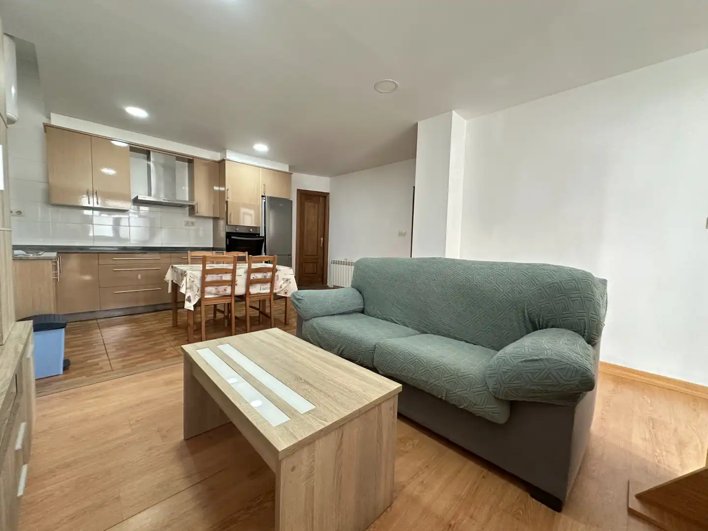 Flat for rent in Avenida de Coímbra, Campus Norte - San Caetano