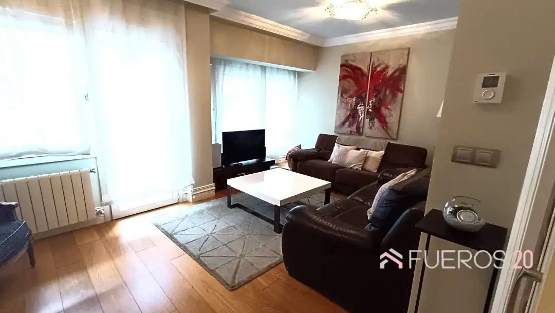 Sala de estar de Piso en venta en Barakaldo  con Calefacción, Terraza y Balcón