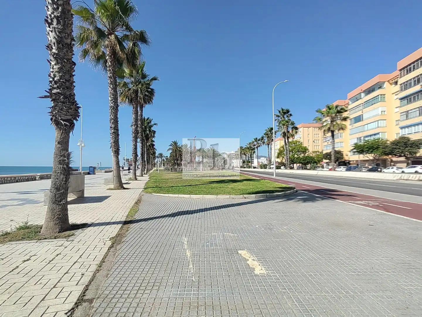 Exterior view of Houses for sale in Málaga Capital  with Air Conditioner, Terrace and Alarm