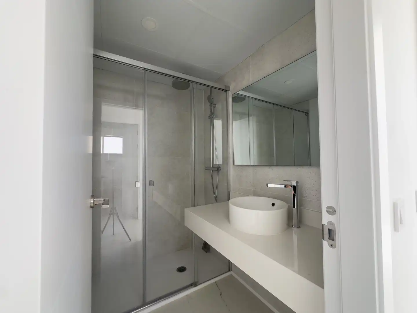 Baño de Ático en venta en Casares con Terraza, Trastero y Piscina