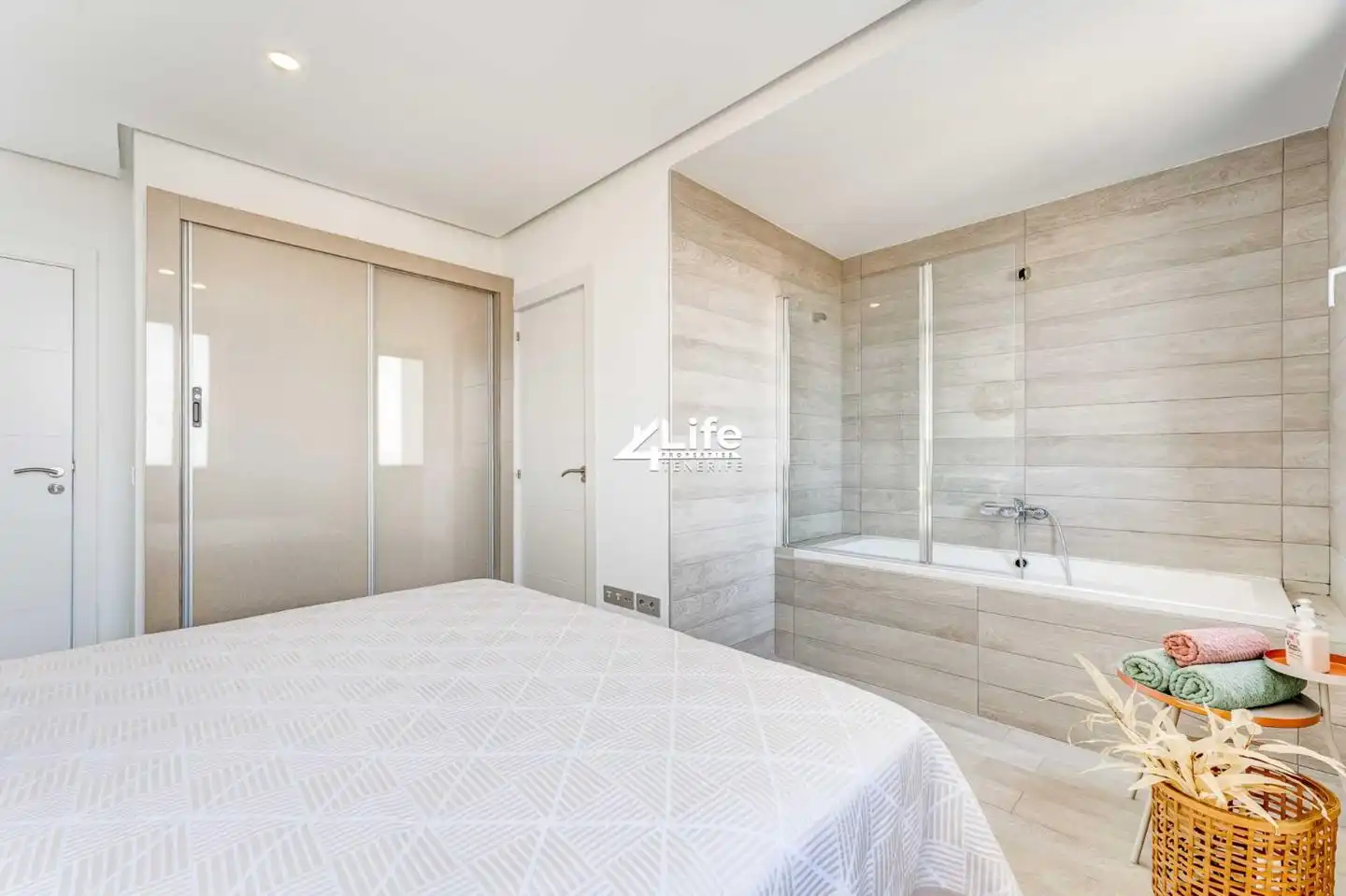 Appartement compact avec piscine à vendre à Callao Salvaje - Playa Paraíso, imagen 16