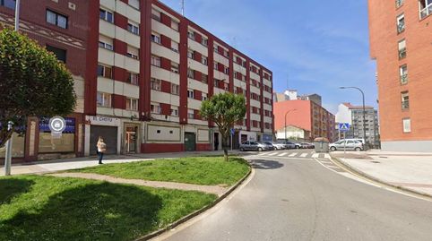 Foto 3 de Piso en venta en De Gijón, Versalles, Avilés