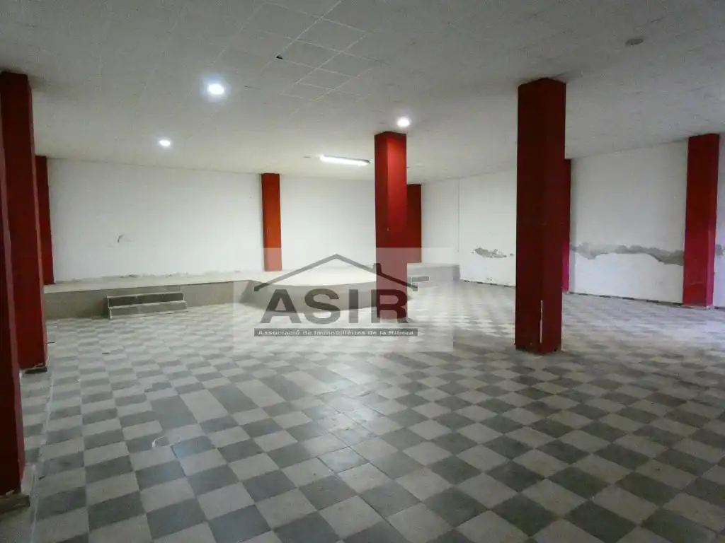 Business premises for sale in Casc Urbà, imagen 4