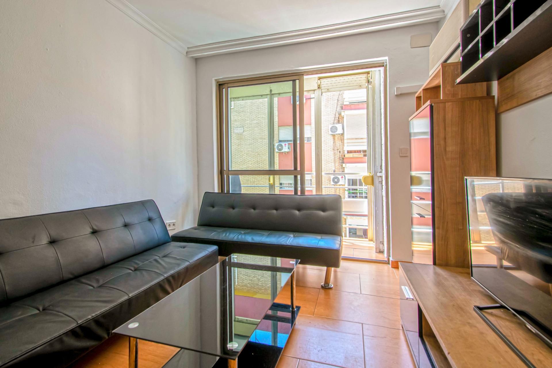 Sala de estar de Piso en venta en  Sevilla Capital con Terraza
