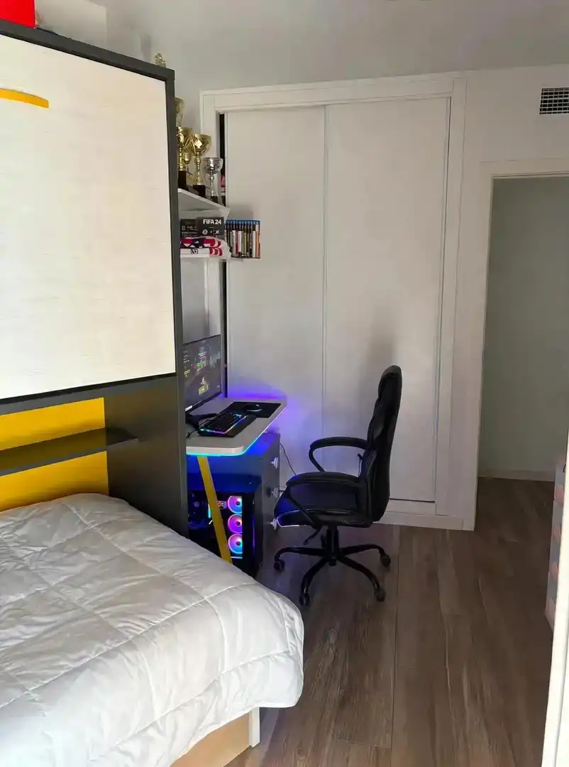 Habitación de Casa o chalet en venta en Córdoba con Aire acondicionado, Jardín privado y Parquet