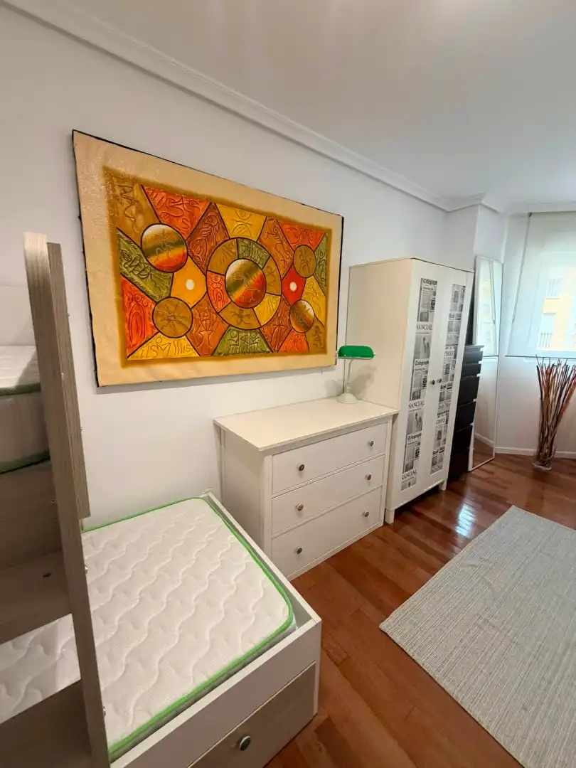 Wohnung zur Miete in Calle la Garoja, Cartes