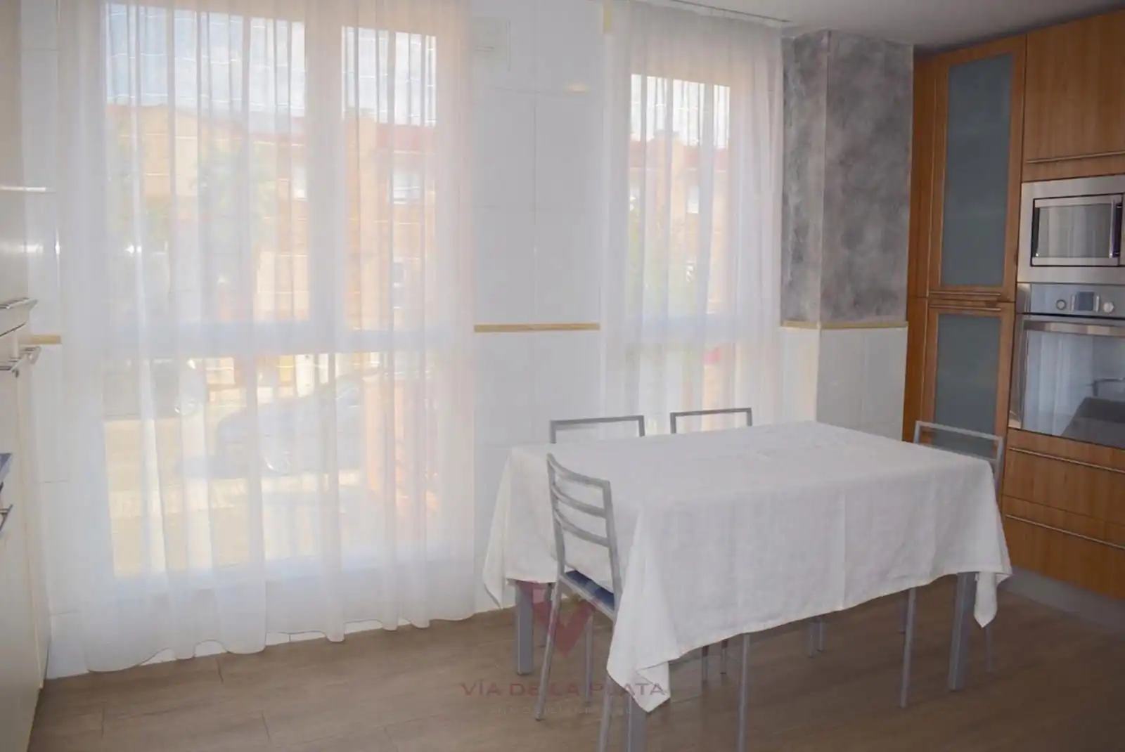Comedor de Casa adosada en venta en Monterrubio de Armuña con Calefacción, Jardín privado y Parquet