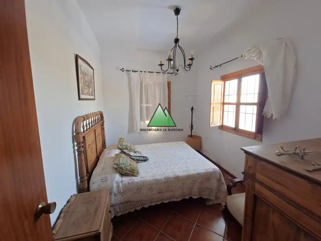 Finca rústica en venda a Carretera Almachar-Velez (Triana) (Triana-Zorrilla, Norte - Barrio del Pilar - El Reñidero