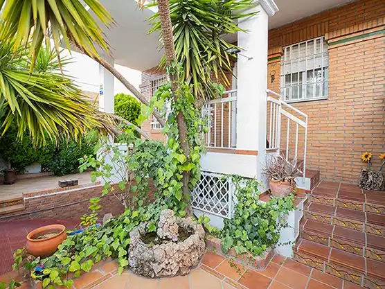 Habitatge amb jardí en venda a Avenida Luis Miranda Dávalos 4, imagen 42