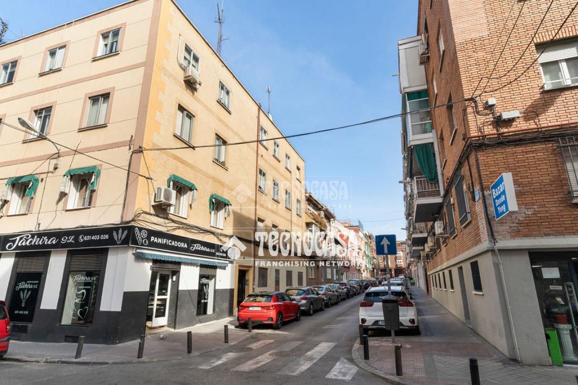 Exterior view of Flat for sale in  Madrid Capital  with Air Conditioner and Heating
