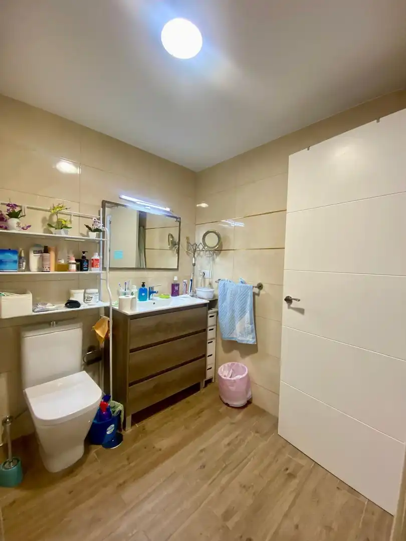 Baño de Piso en venta en Málaga con Aire acondicionado, Calefacción y Terraza