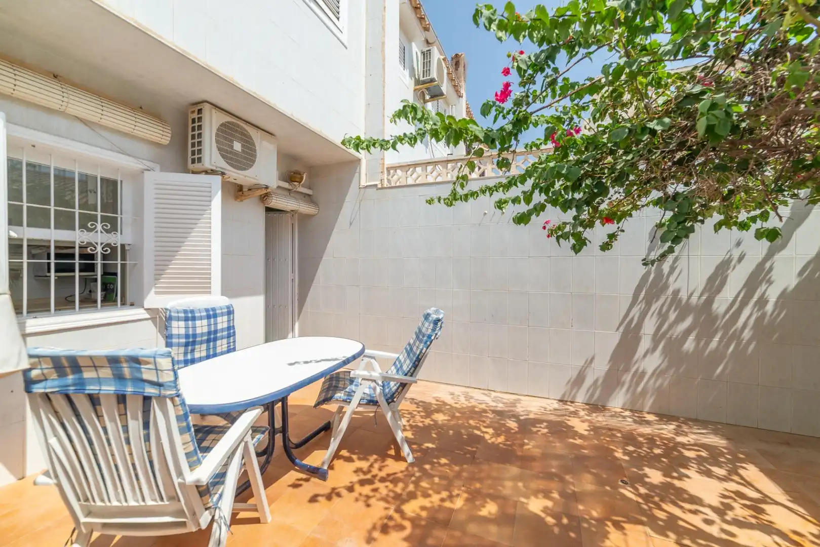 Terrassa de Casa adosada en venda en San Javier amb Aire condicionat, Jardí privat i Moblat
