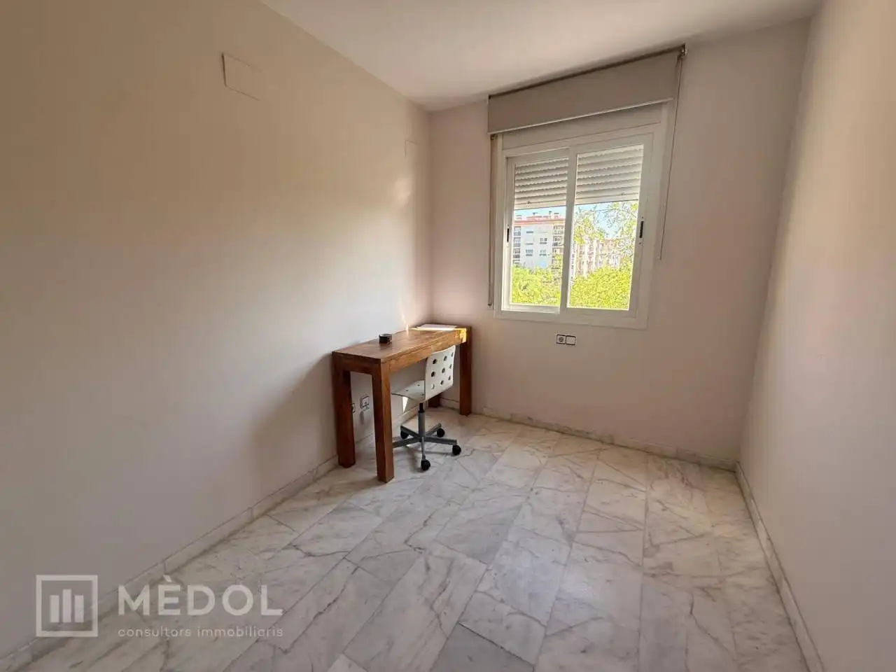 Appartamento con terrazza in affitto a Calle Carles Riba, imagen 11