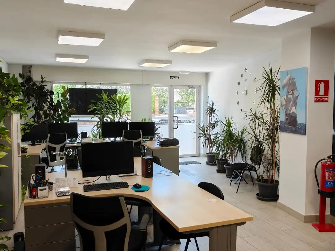Office for rent in Huétor Vega  with Air Conditioner and Heating