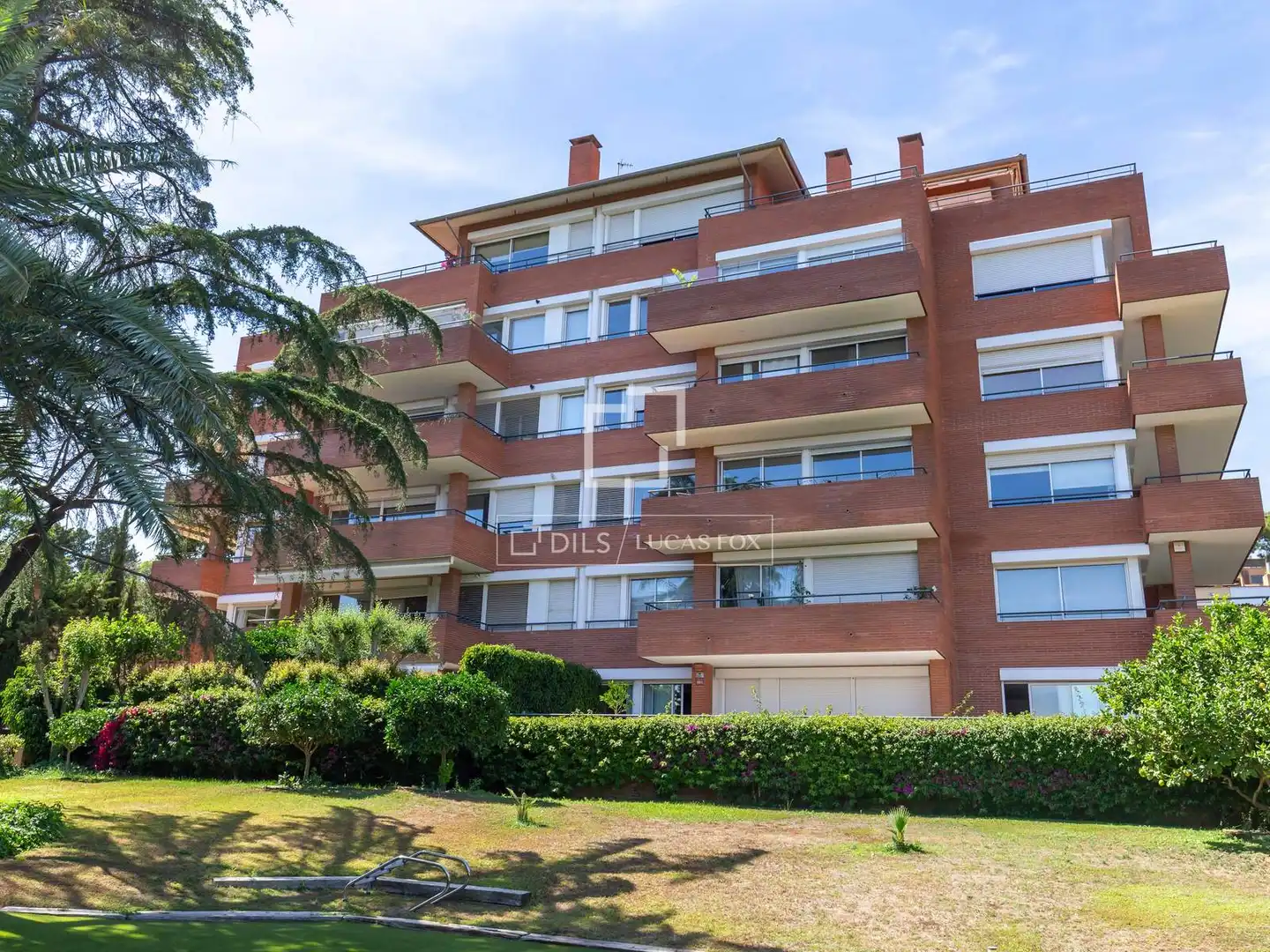 Exterior view of Flat for sale in Esplugues de Llobregat  with Air Conditioner, Heating and Private garden