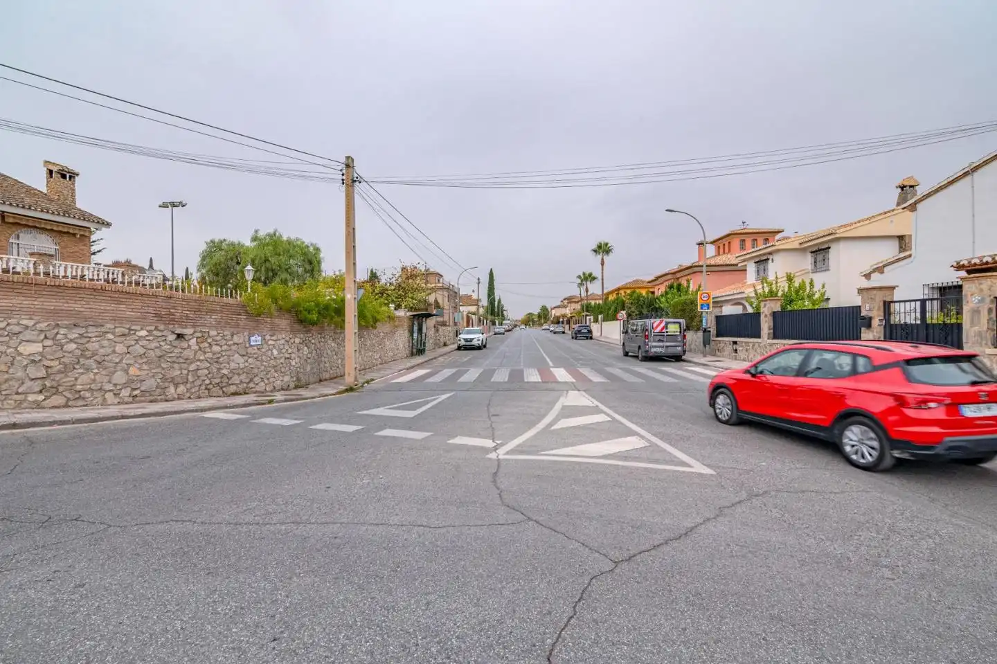 Vista exterior de Casa o xalet en venda en La Zubia amb Calefacció, Jardí privat i Terrassa