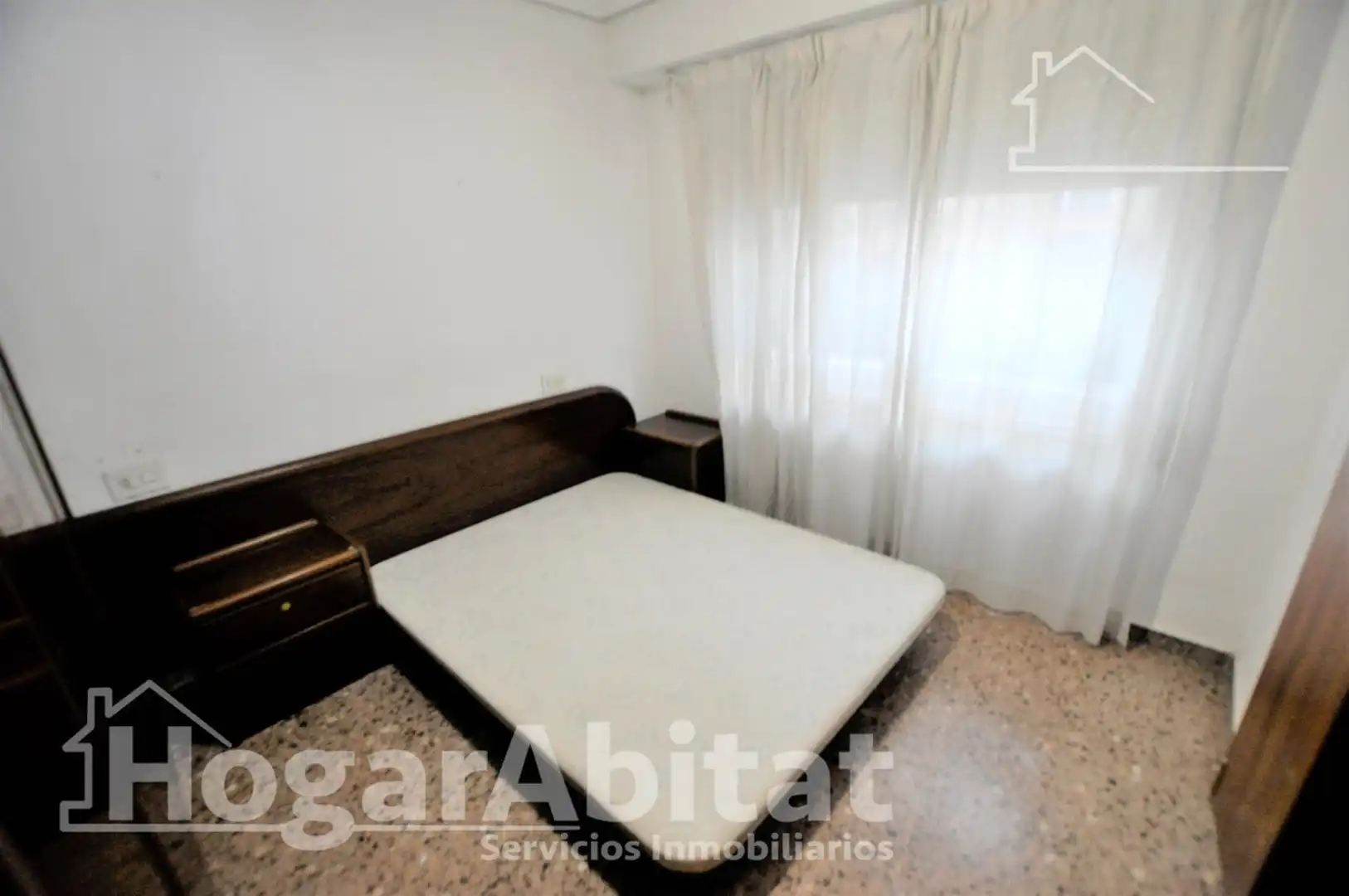 Schlafzimmer von Wohnung zum Verkauf in Valencia mit Klimaanlage, Heizung und Terrasse