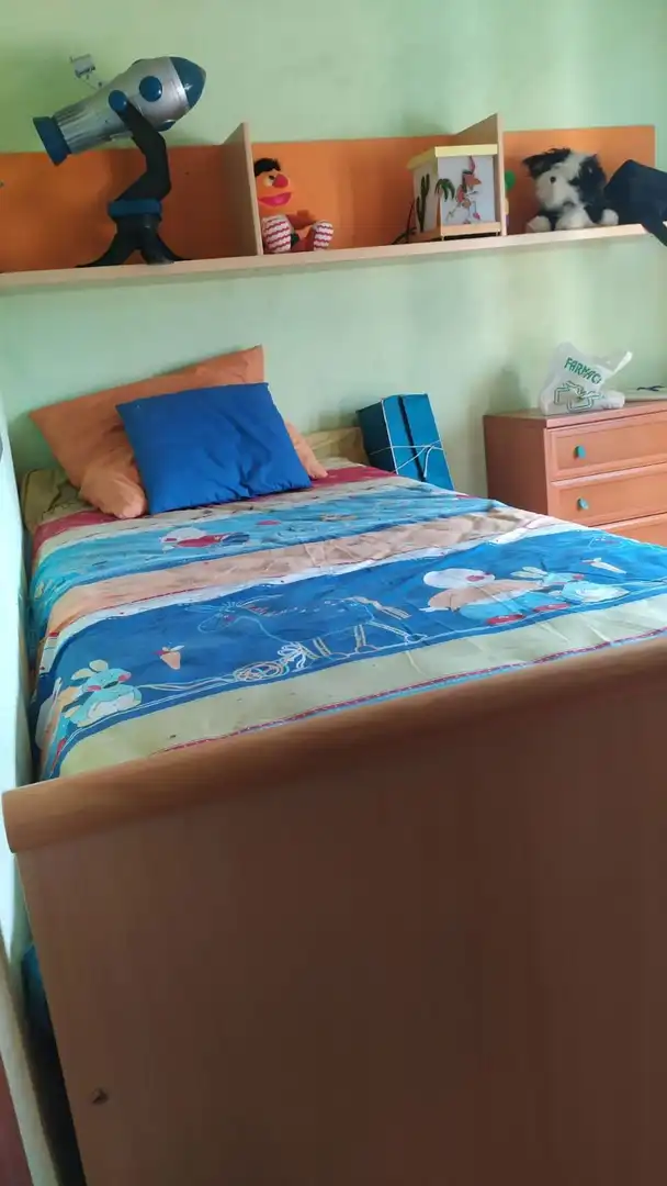 Bedroom of Houses for sale in Calvarrasa de Arriba  with Private garden and Furnished