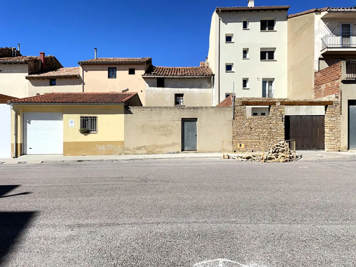 Exterior view of Houses for sale in Villafranca del Cid / Vilafranca