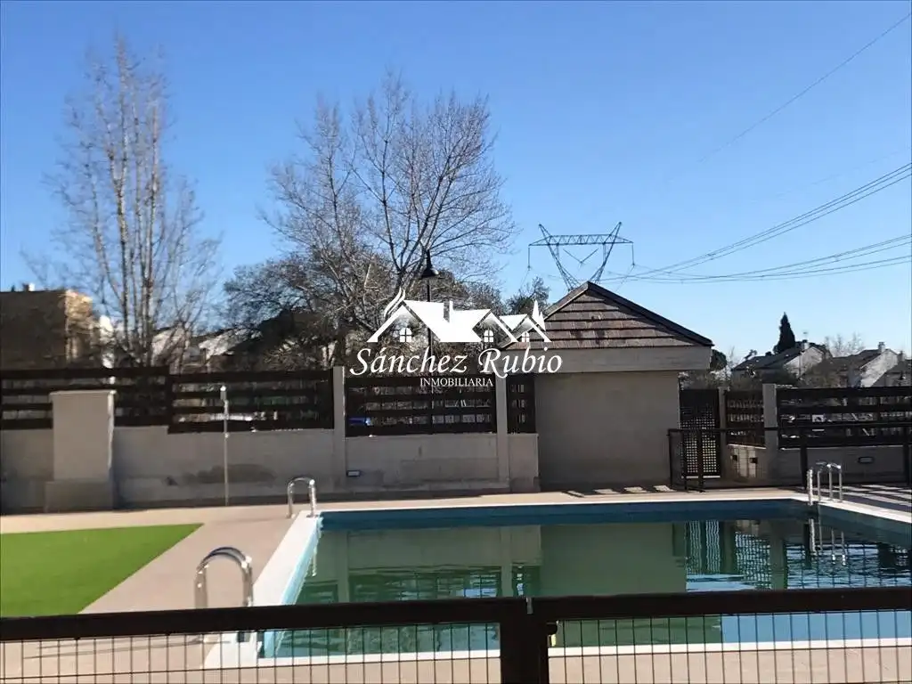 Piscina de Piso de alquiler en Galapagar con Aire acondicionado, Calefacción y Terraza