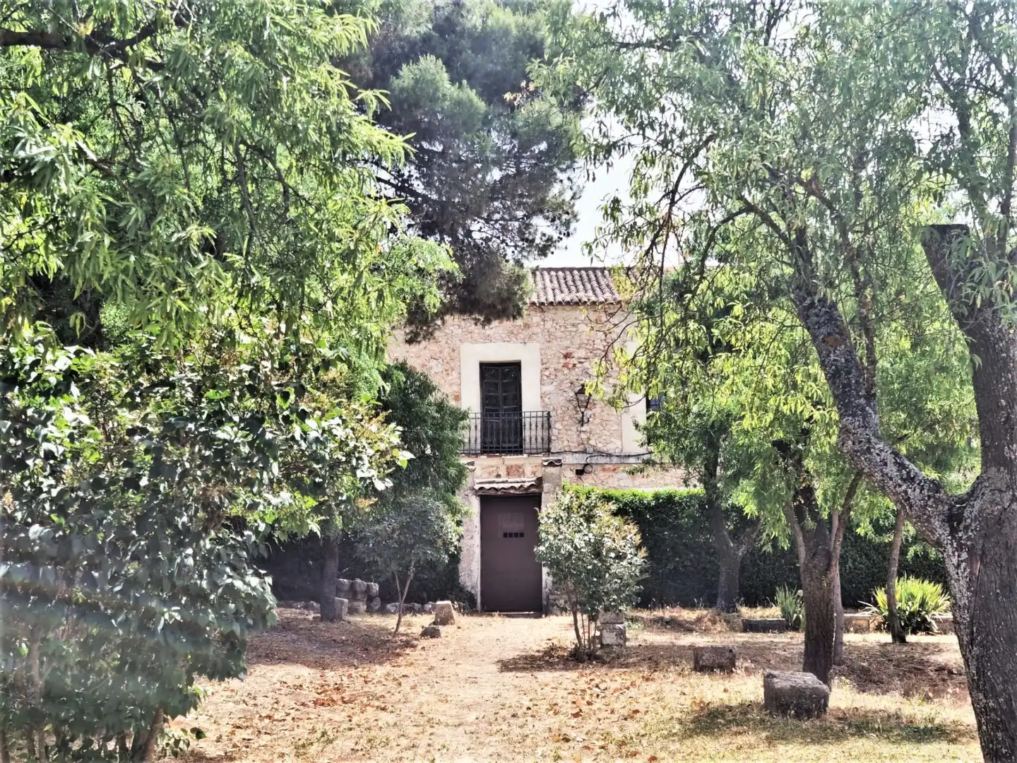 Vista exterior de Casa o xalet en venda en Nuevo Baztán amb Calefacció, Jardí privat i Traster
