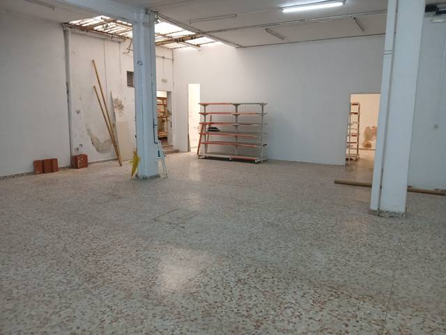 Local comercial en Venta en Tavernes de la Valldigna