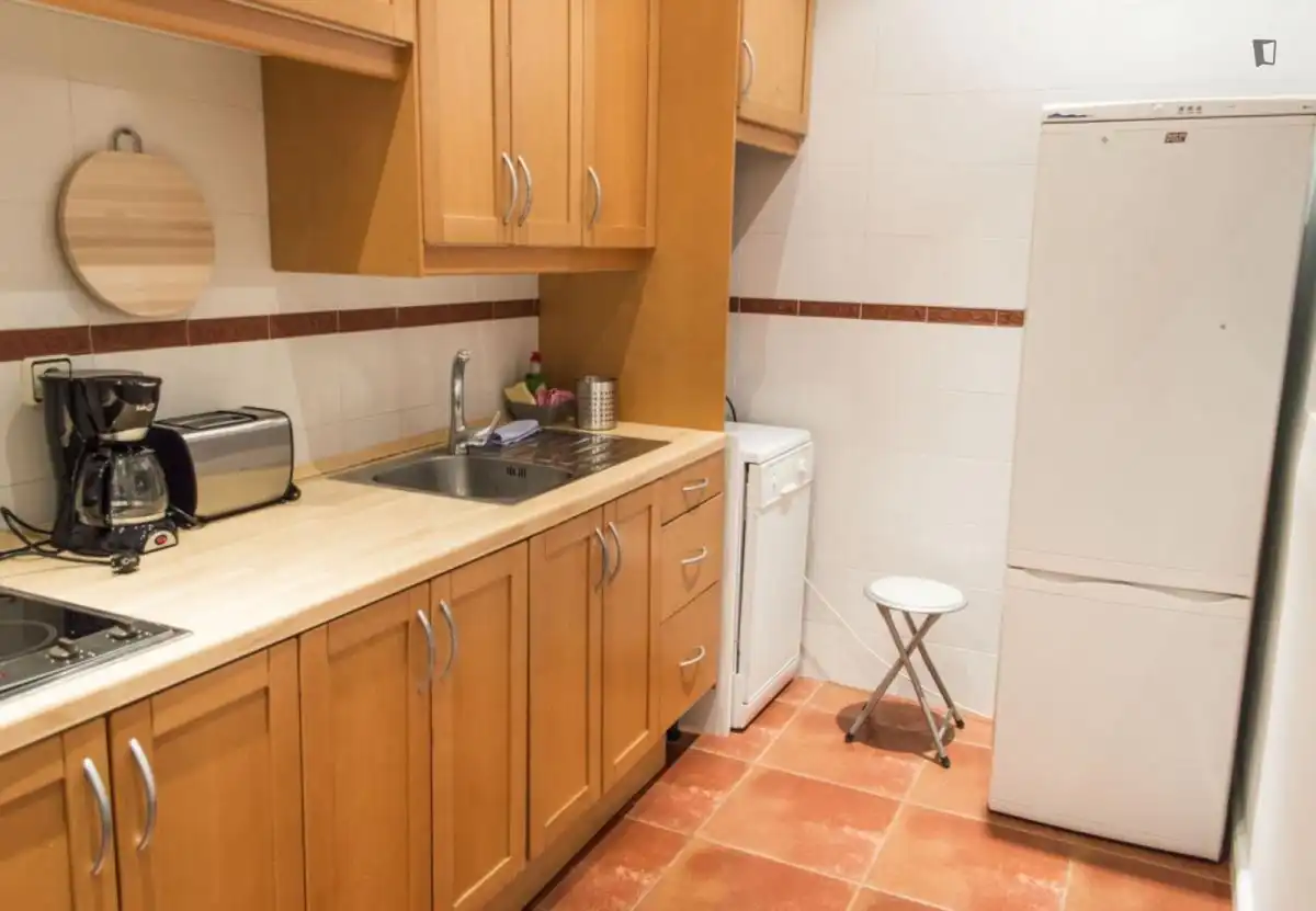Apartamento de alquiler en Cortes - Huertas