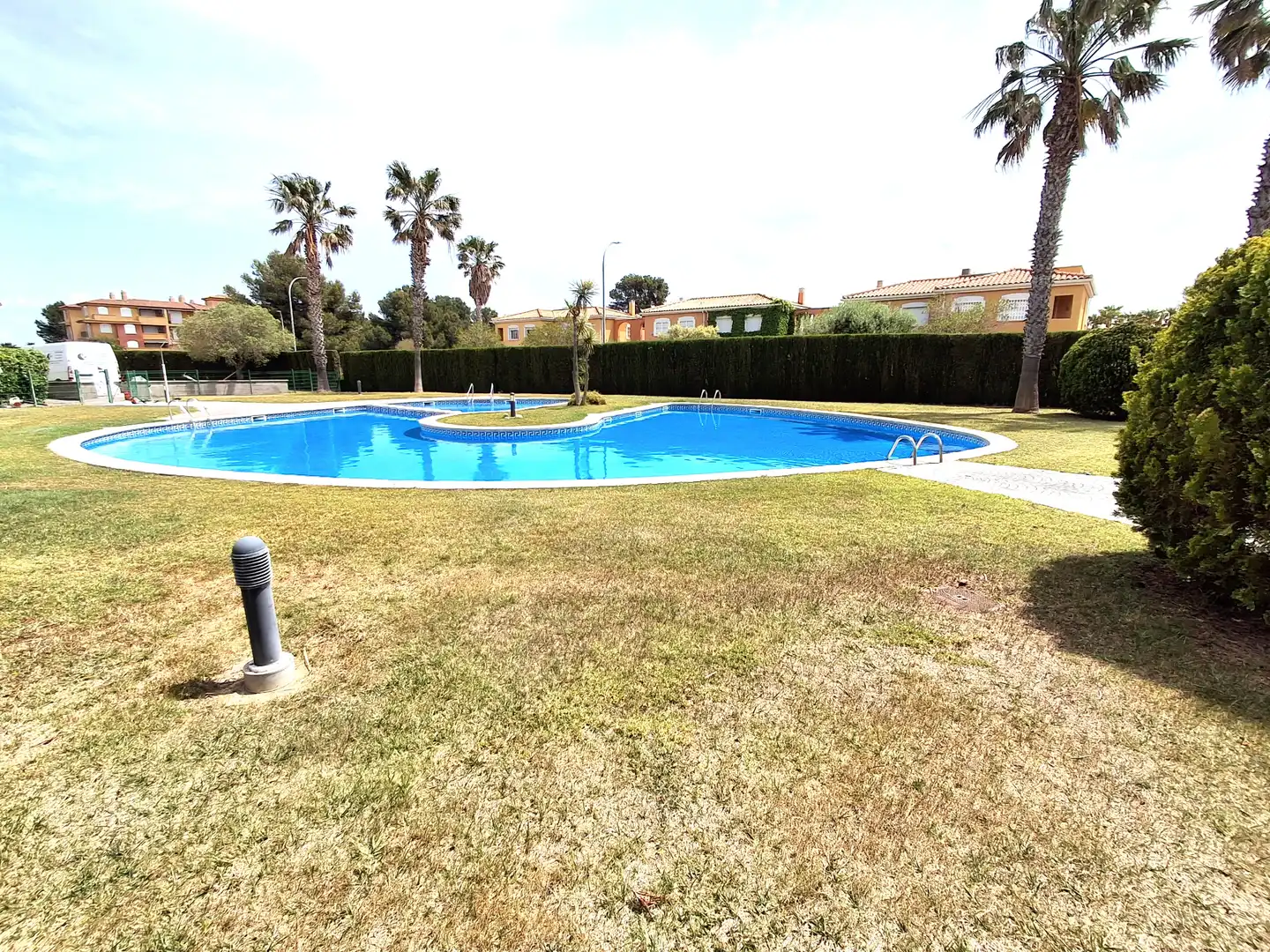 Piscina de Piso en venta en Mont-roig del Camp con Aire acondicionado, Jardín privado y Amueblado