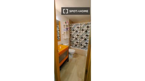 Photo 2 of Room in Numancia, Madrid Capital