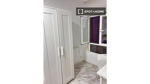 Foto 4 de Pis per a compartir a Zofio,  Madrid Capital