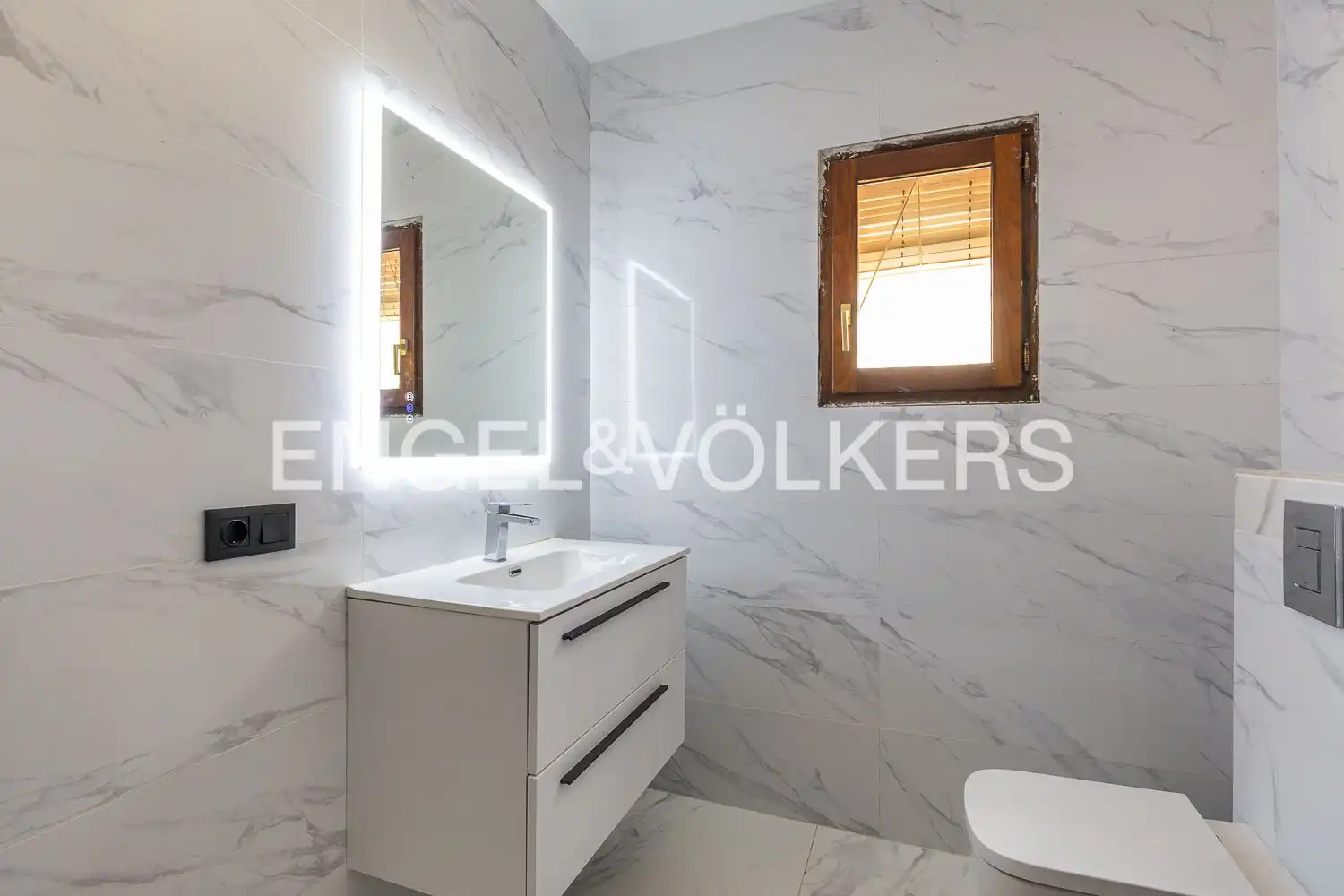 Baño de Casa o chalet en venta en Dénia con Calefacción, Jardín privado y Parquet