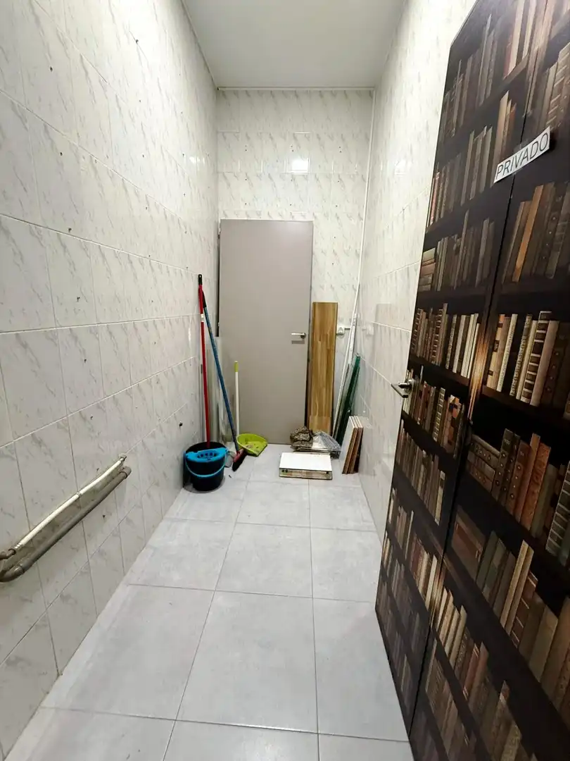 Local comercial en alquiler en Calle del Arcipreste Bono, imagen 16