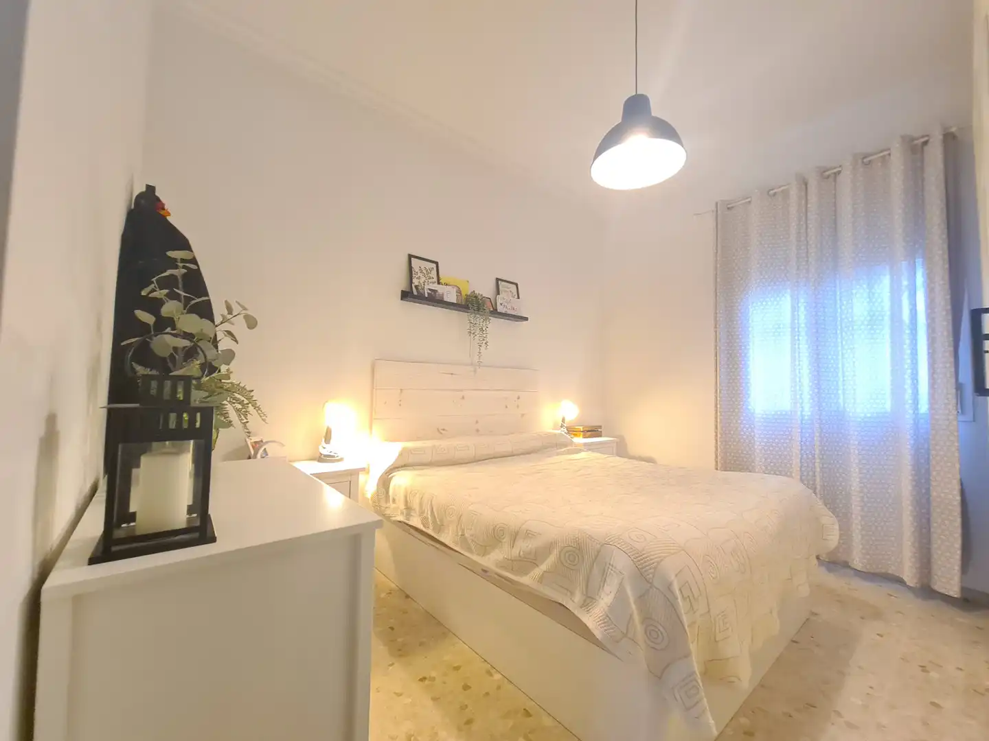 Bedroom of Detached homes for sale in Sevilla  with Air Conditioner, Terrace and Balcony