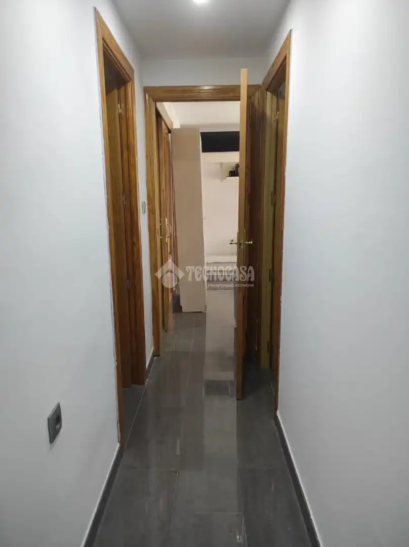 Piso en venta en Jaén con Balcón