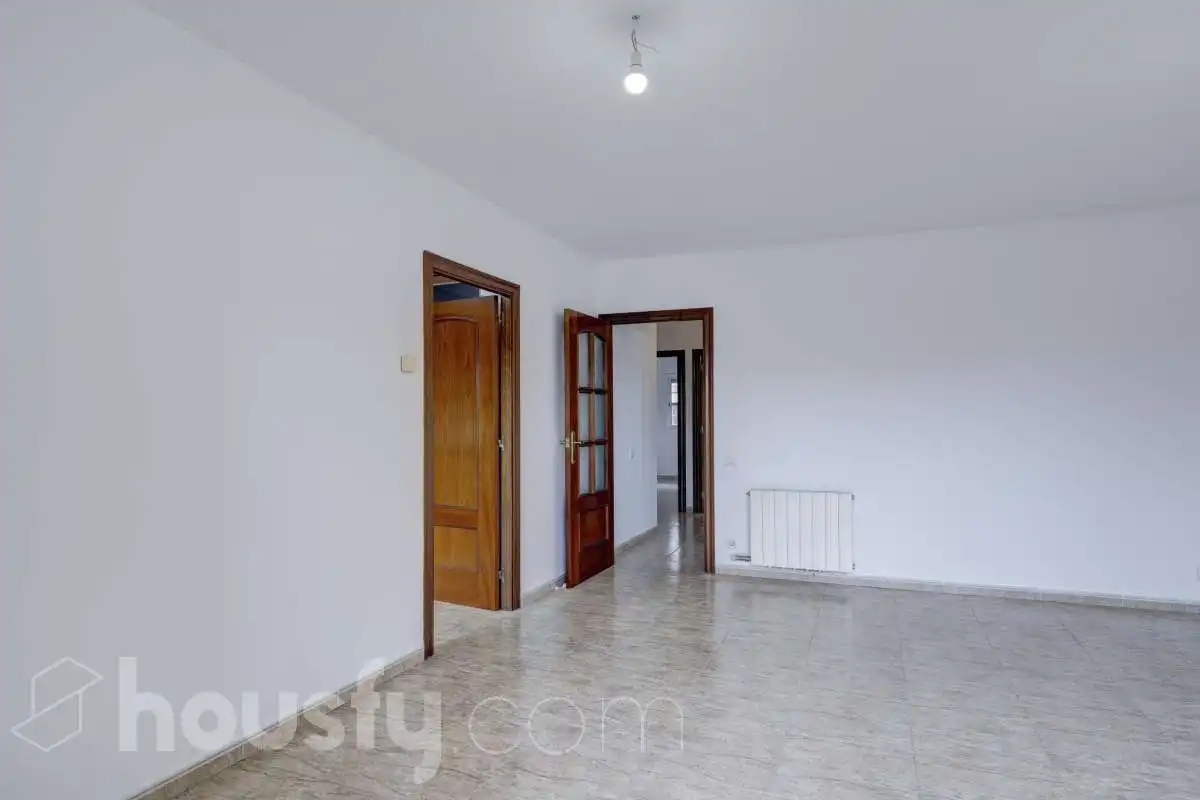 Habitación de Piso en venta en Pineda de Mar con Aire acondicionado, Terraza y Balcón