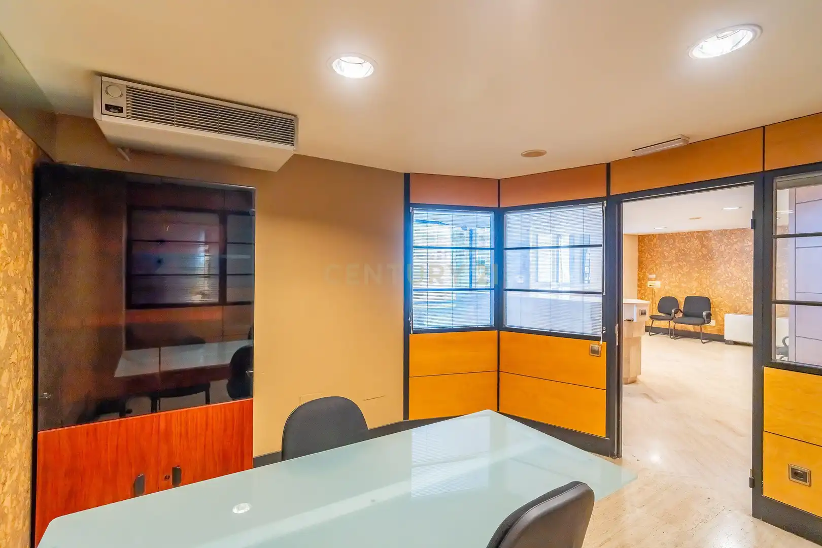 Local en venta en Marbella con Aire acondicionado